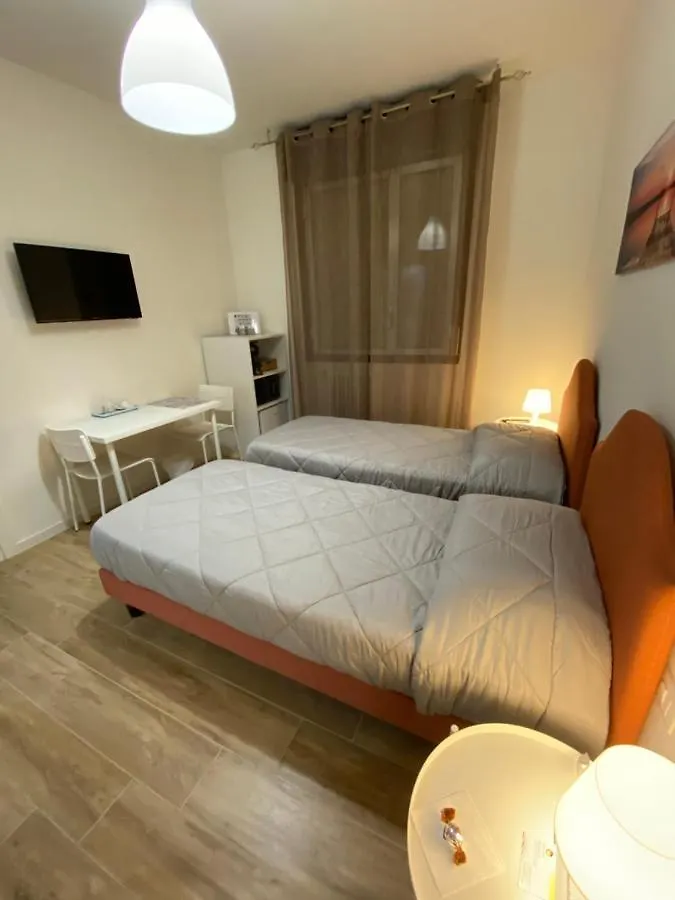 B&B Jois Bolonia 0*,  Włochy